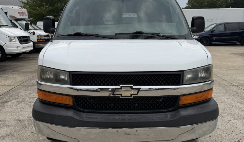 2014 Chevrolet Express 3500 Passenger full