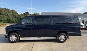 2004 Ford E-350 Passenger full